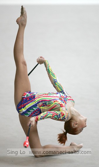 Natalya Godunko clubs - Deventer Grand Prix 2006 Rhythmic Gymnastics1