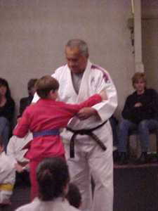 Coach Willy Cahill kids demo at Jujitsu America Convention 2000