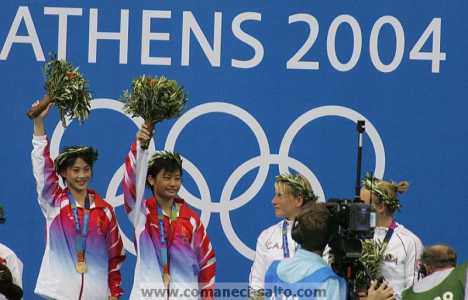 Gold medallists, Lao and Li, China - 2004 Olympics Synchronized Diving 10m platform