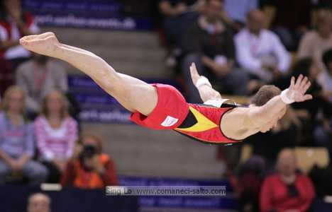 Fabian Hambuechen  floor dive - Aarhus Worlds 2006