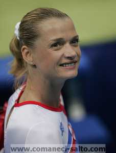 Svetlana Khorkina  smiling at spectators - 2004 Athens Summer Olympics