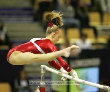 Nastia Liukin bars stalders - Aarhus Worlds 2006 