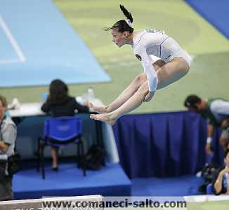 Catalina Ponor beam pike dismount - 2004 Athens Summer Olympics