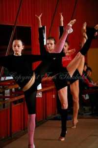 me in gymnastics and my team (Photo 61)